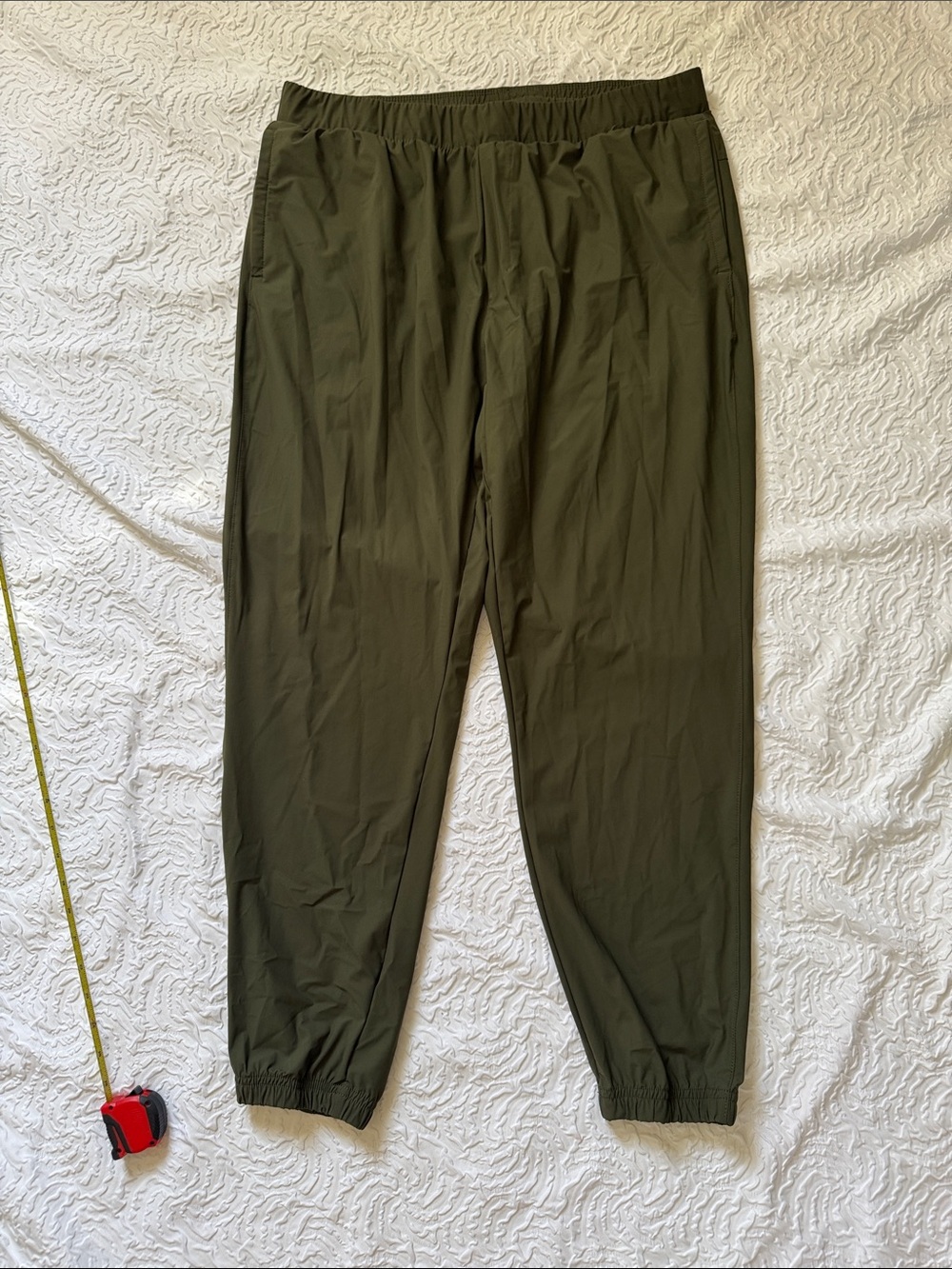 Apana Olive Green Women's Elastic Waist Jogger Pants